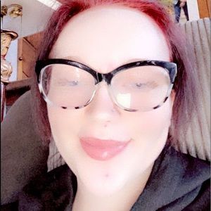 Meet your Posher, Malliree